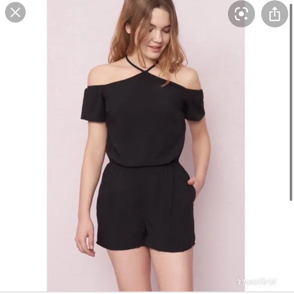GARAGE COLD SHOULDER ROMPER